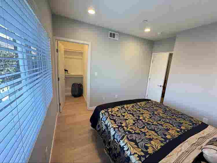 Hollywood Private room with  bath