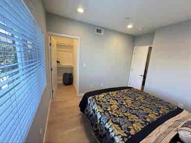 Hollywood Private room with  bath