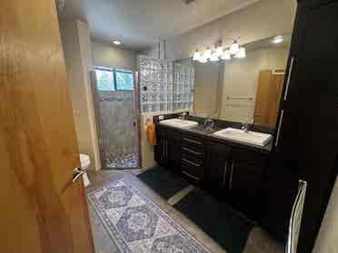 Central Luxury 3 King beds/baths
