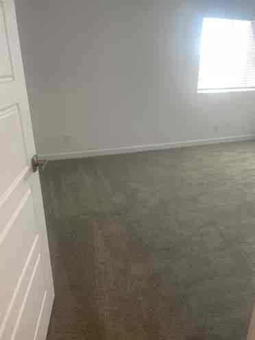 $ ROOM FOR RENT -HENDERSON
