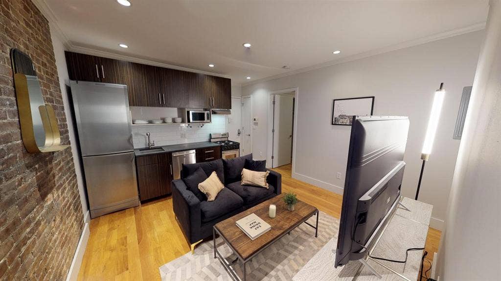 1 BR in New York