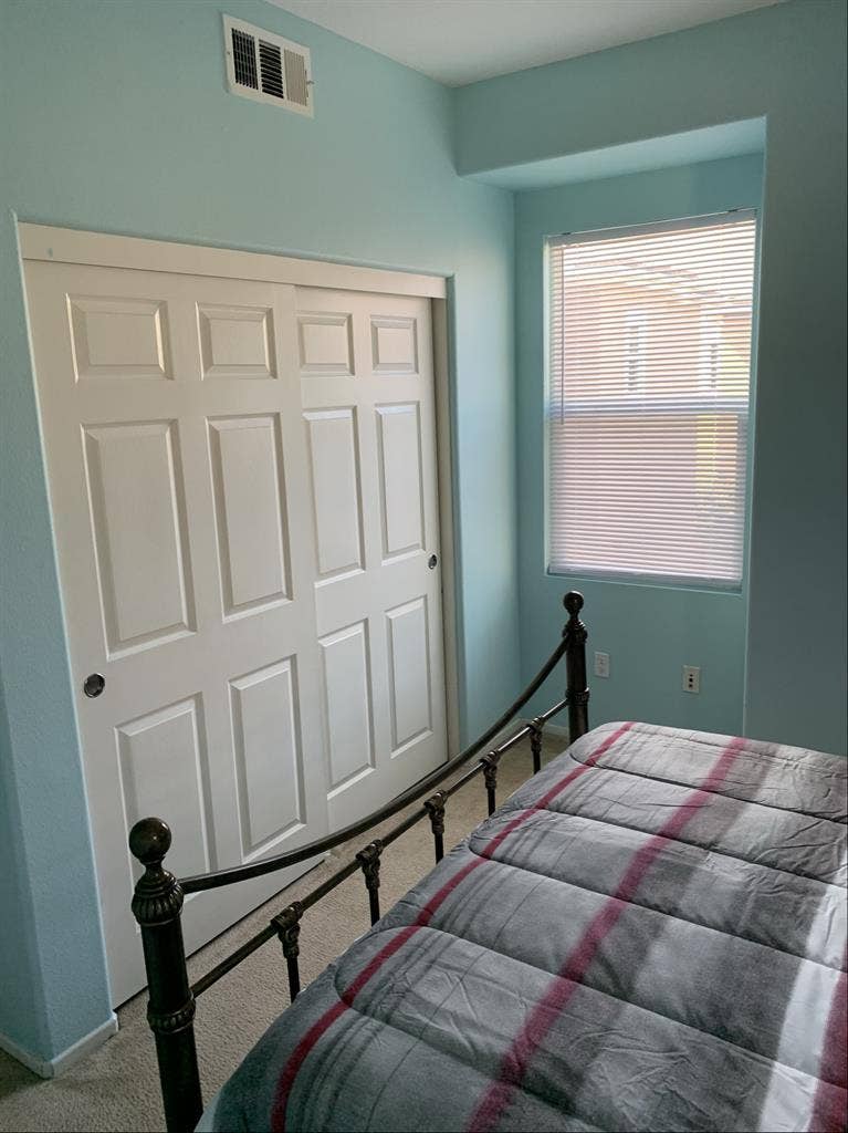 Room for rent
