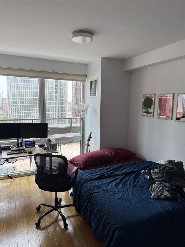 Bedroom available in a bath