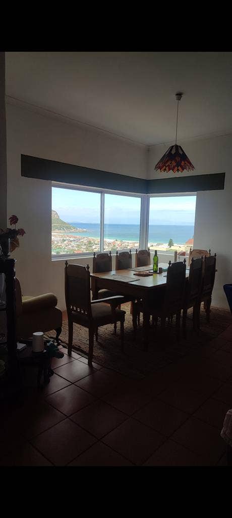 Looking for a house mate