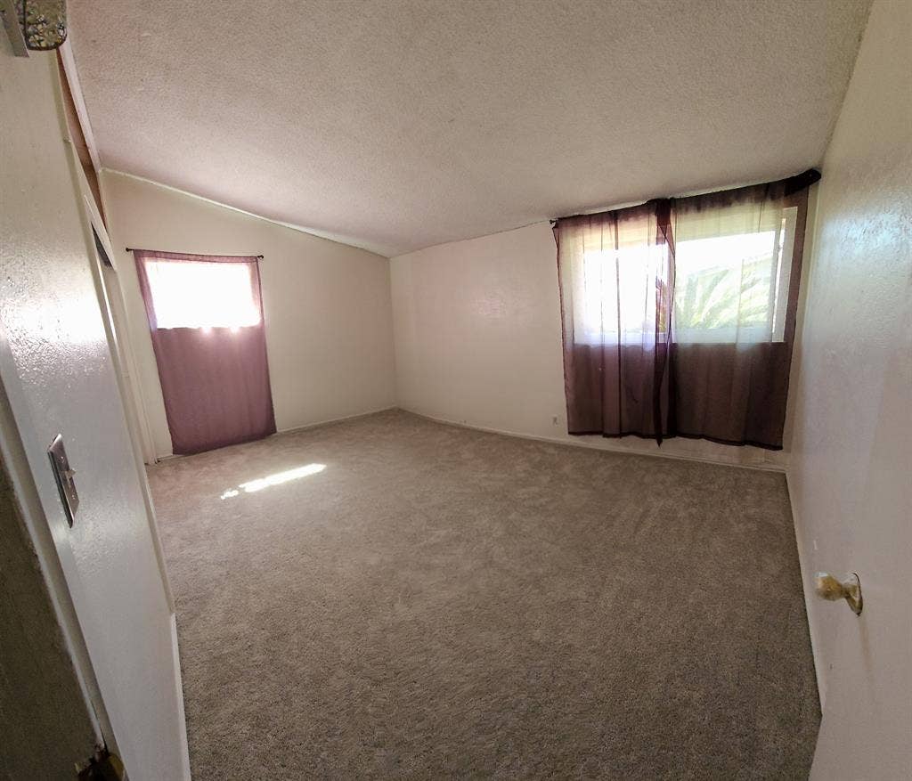 Private Room For Rent In OC