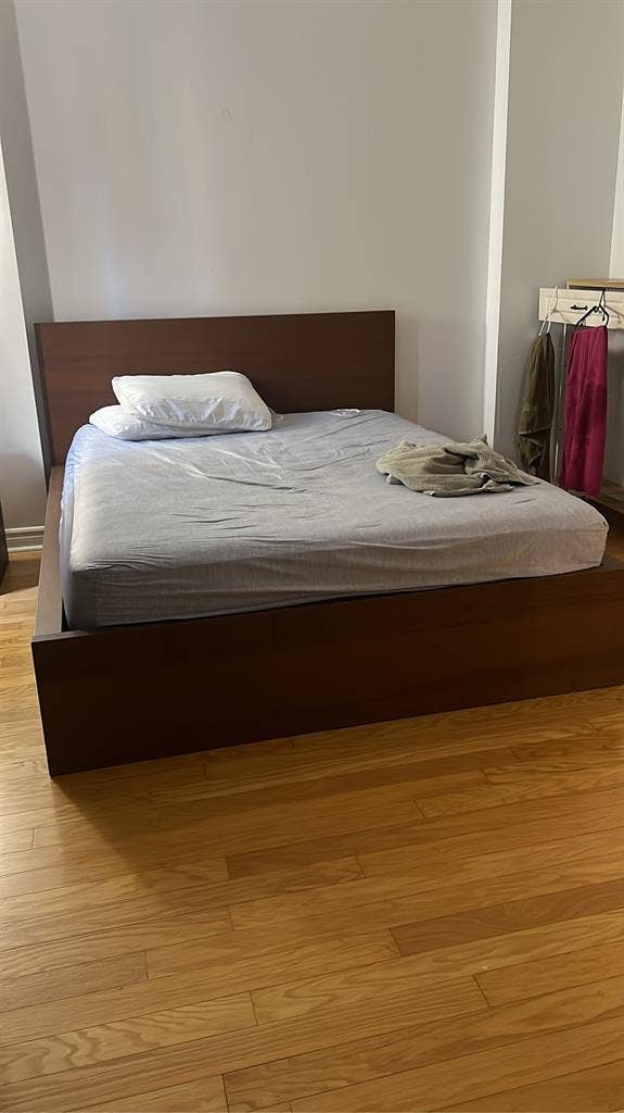 Fully furnished master bedroom