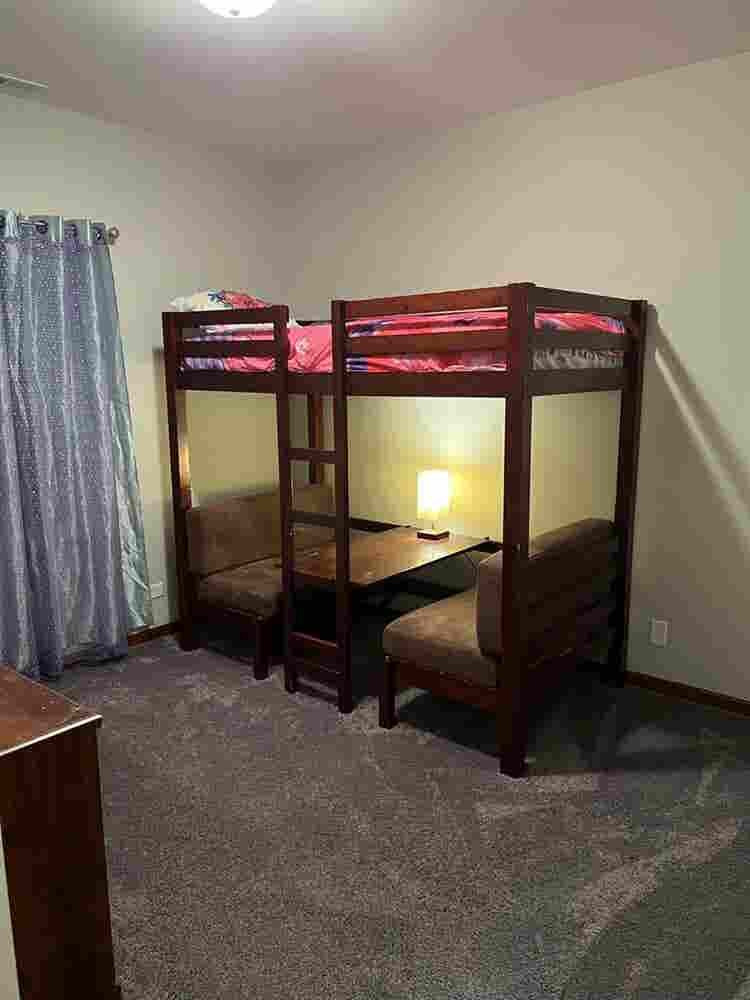 Roomy Quiet room with large closet