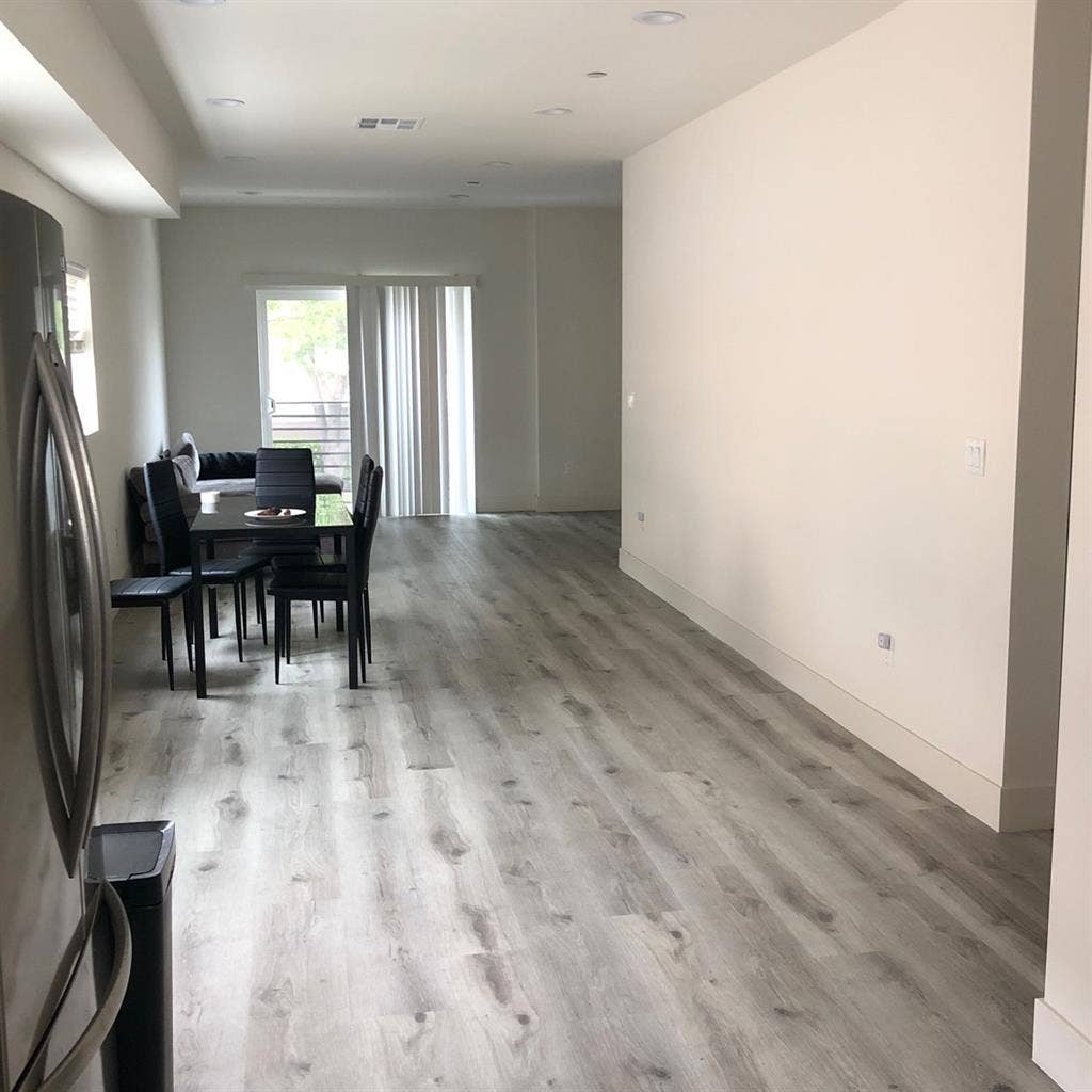 Looking for a roommate possibly 2.