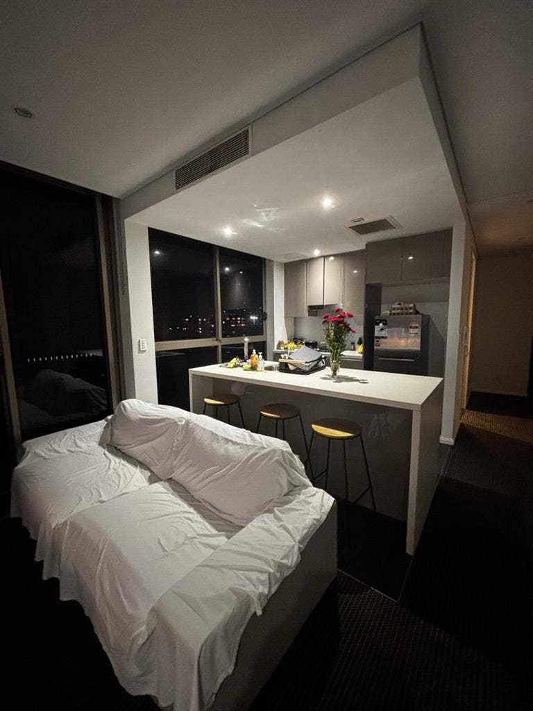 Room persons Sydney