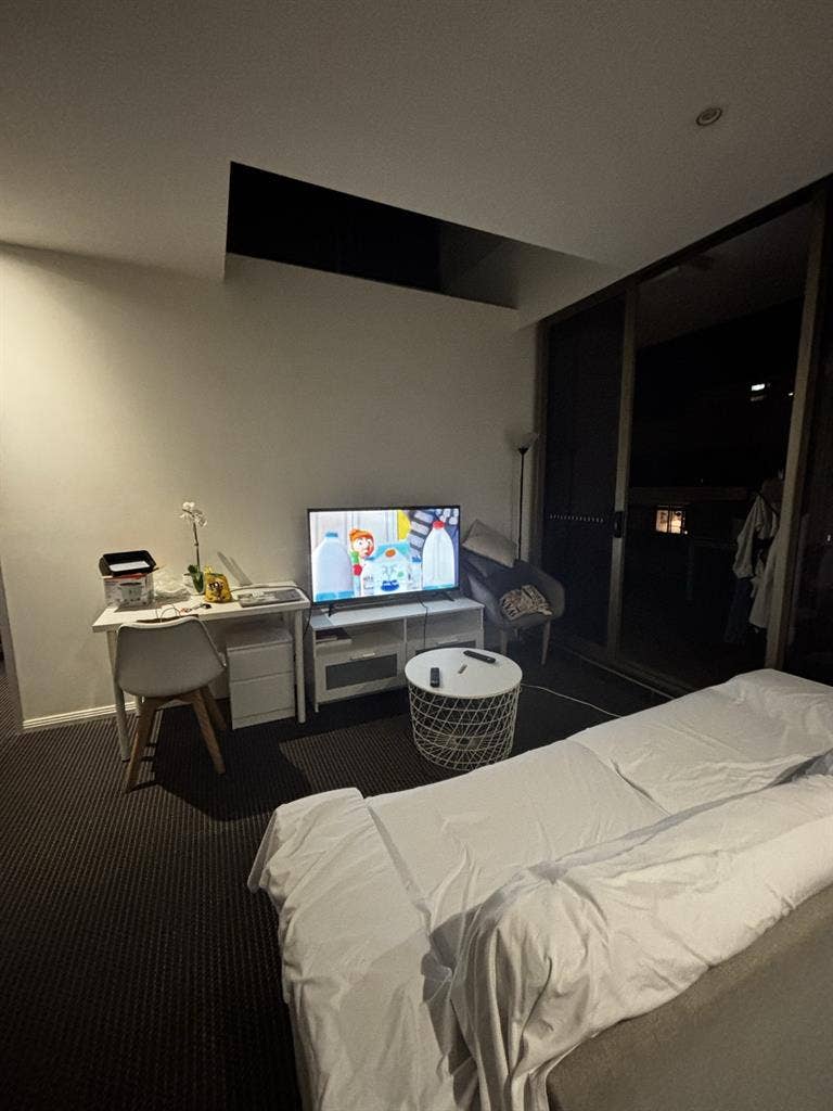 Room persons Sydney