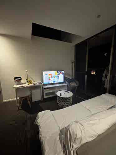 Room  persons Sydney