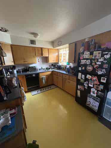 Midtown Phoenix Apartment Room