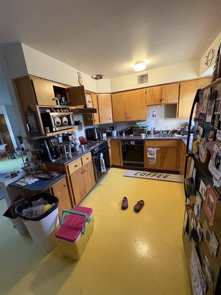 Midtown Phoenix Apartment Room