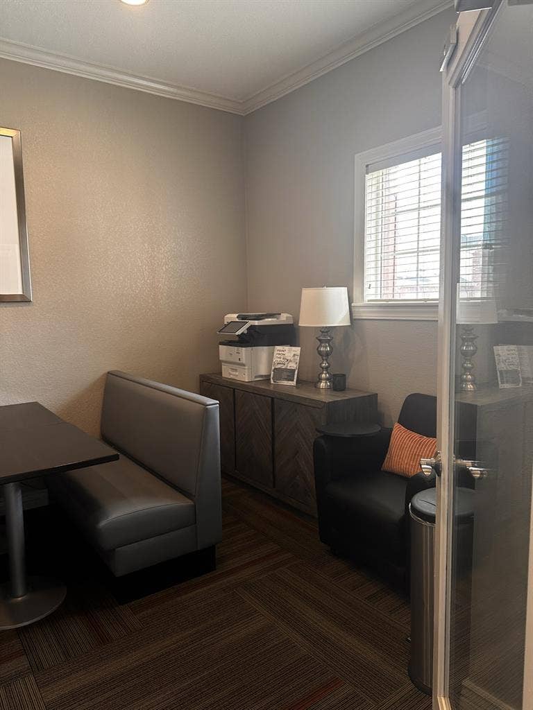 Looking for Roomate ASAP!
