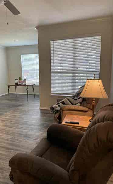 Looking for Roomate ASAP!