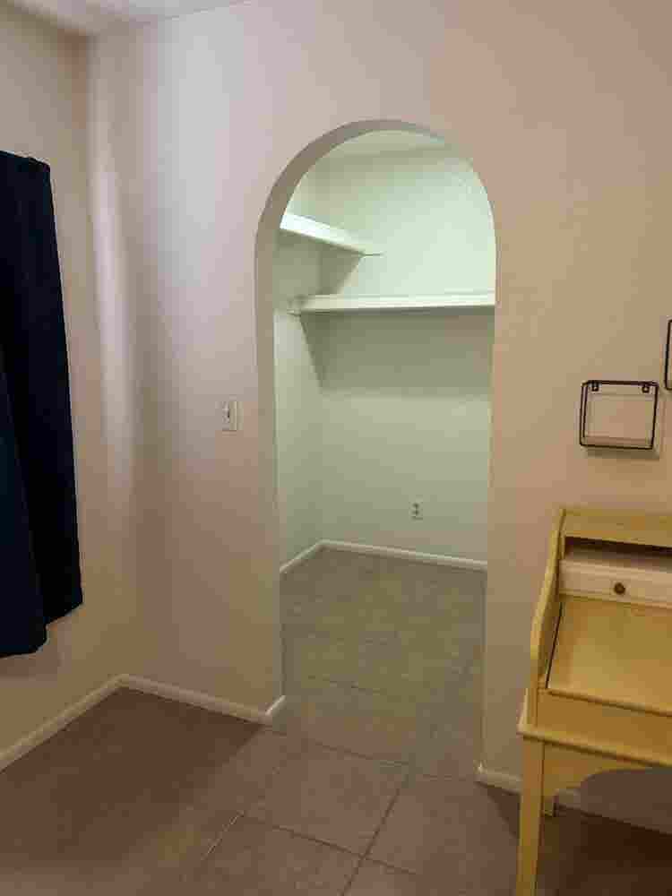 Private room in N.Phx (for FEMALE)