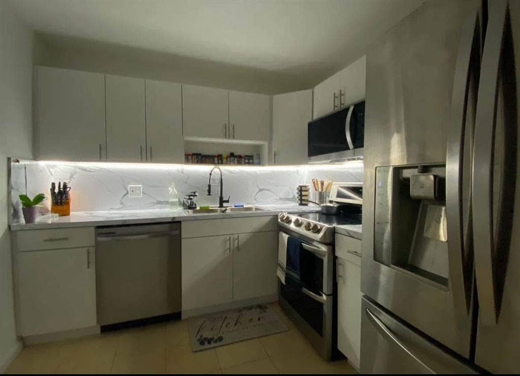 Private room for rent