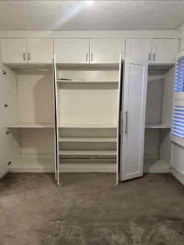 Two Flat mates wanted (F)