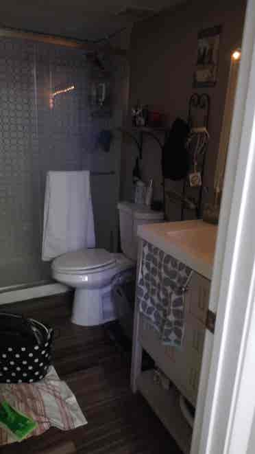 Private Room Females Only!