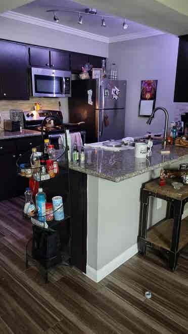 Private Room Females Only!