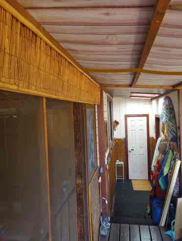 2/story Tiny (w/detach Shared Bath)