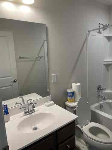 Room for Rent New Townhome