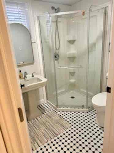 Looking for a roommate this fall