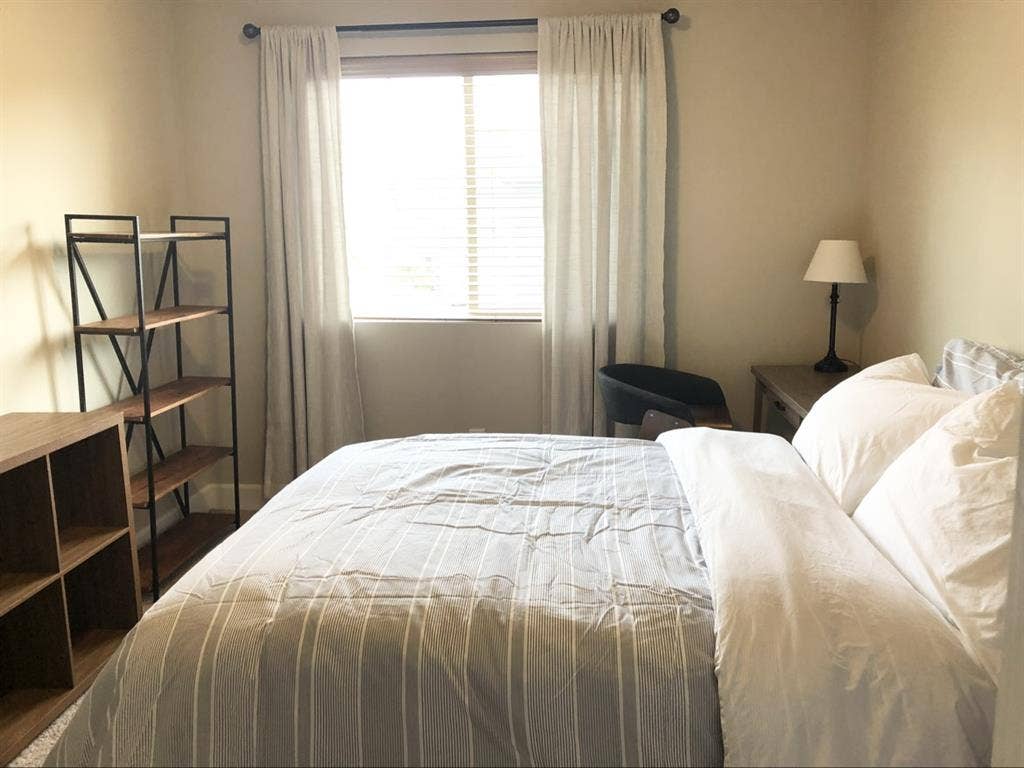 South Hill / Puyallup spare room