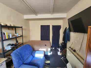 Single Room Available in Throndon
