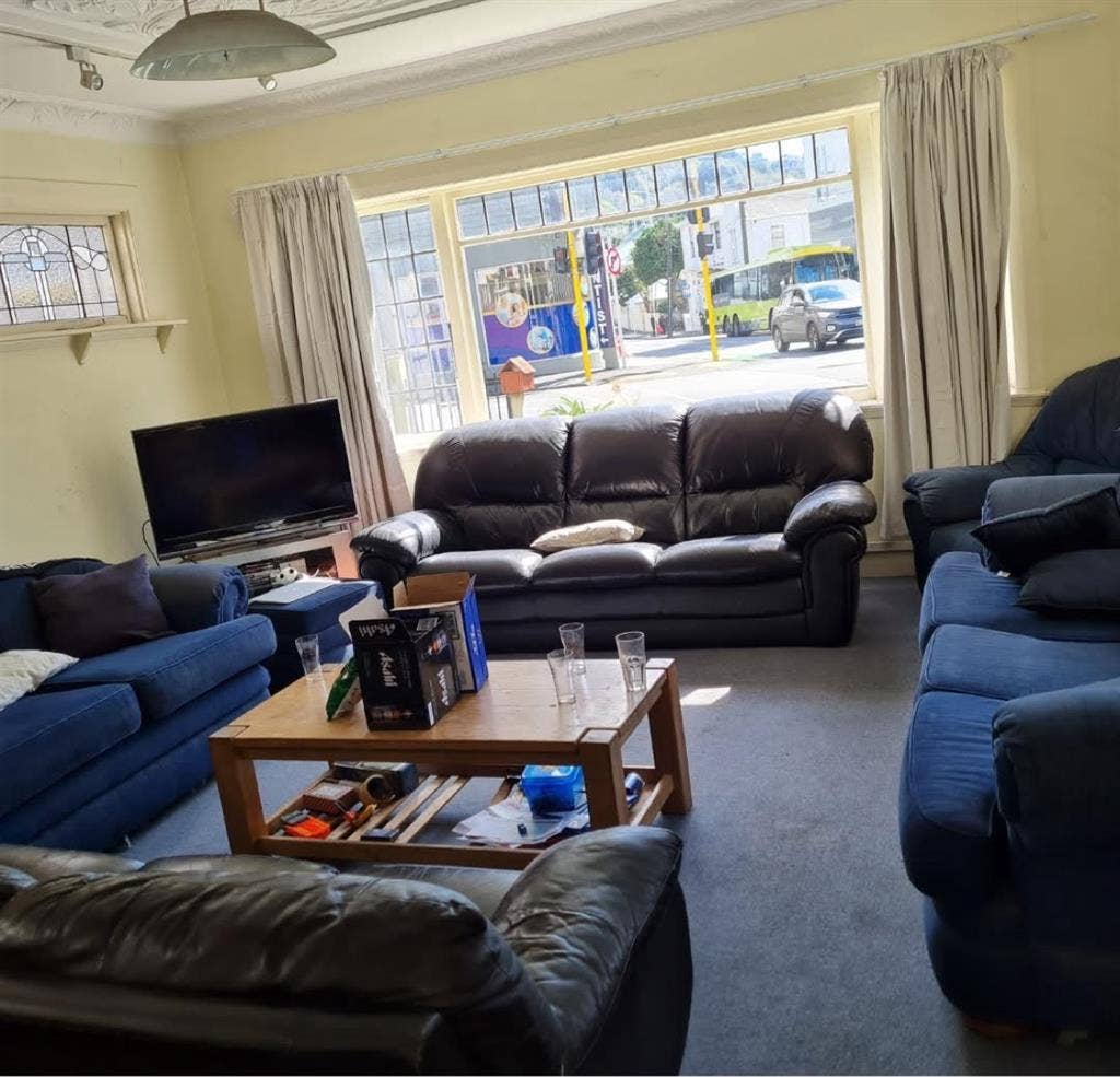 Single Room Available in Throndon