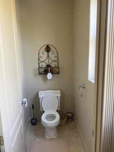 Bedroom & attached private bathroom