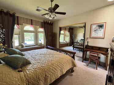 Bedroom & attached private bathroom