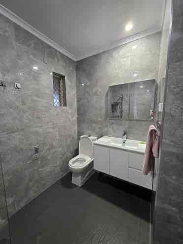 Small room near Flinders Uni