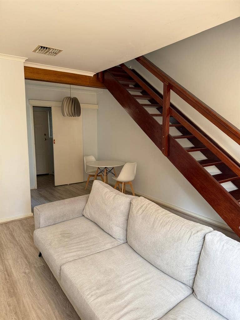 Fully furnished townhouse