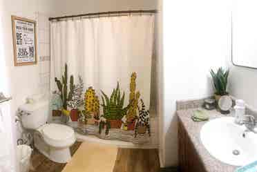 One Room Available for Sublet