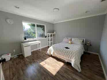 One Room Available for Sublet