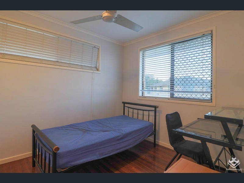 Renovated 4 bedrooms House for rent