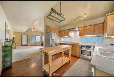Room for Rent Community Living!
