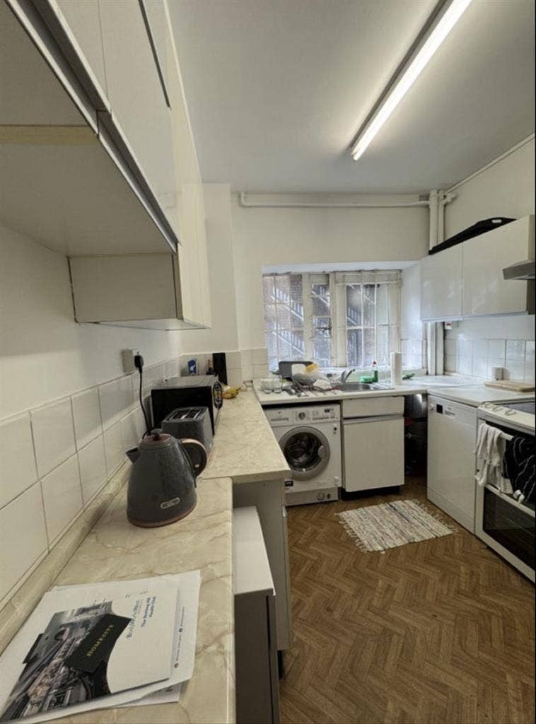 I am looking for someone to sublet