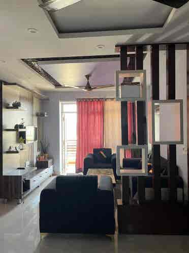 Fully furnished 2BHK in Faridabad