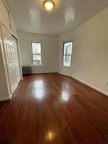 Large Room to Rent