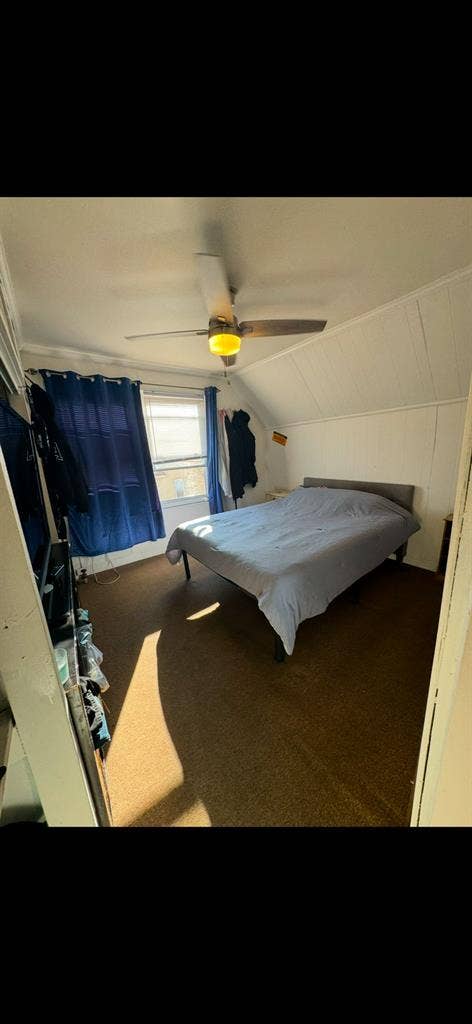 Large private room available JUNE 1