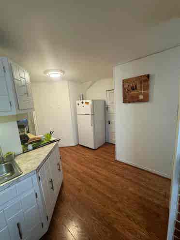 Large private room available JUNE 1