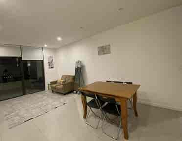 Short term sublet in REDFERN