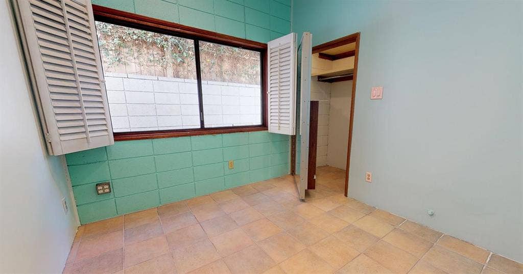 1 BR in Manhattan Beach