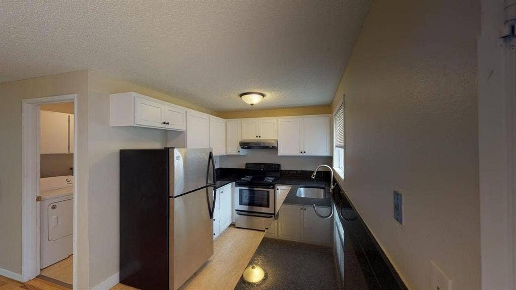 1 BR in Portland
