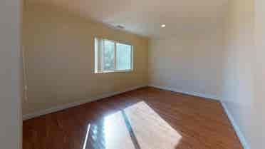 1 BR in Los Angeles