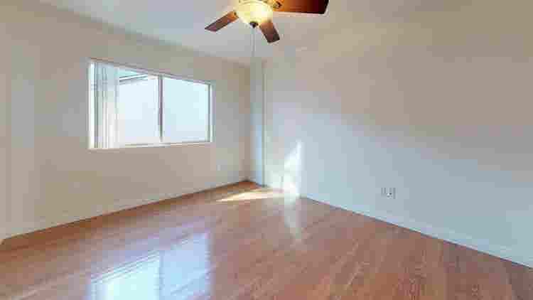 1 BR in Los Angeles