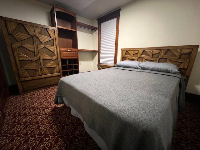 New Listing- Room for Rent