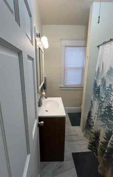 New Listing- Room for Rent